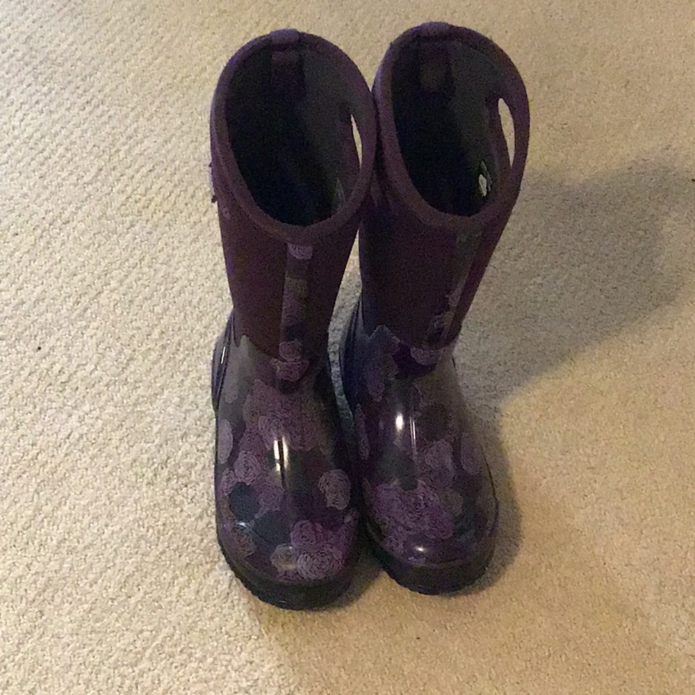 Dark purple womens bogs winter boots